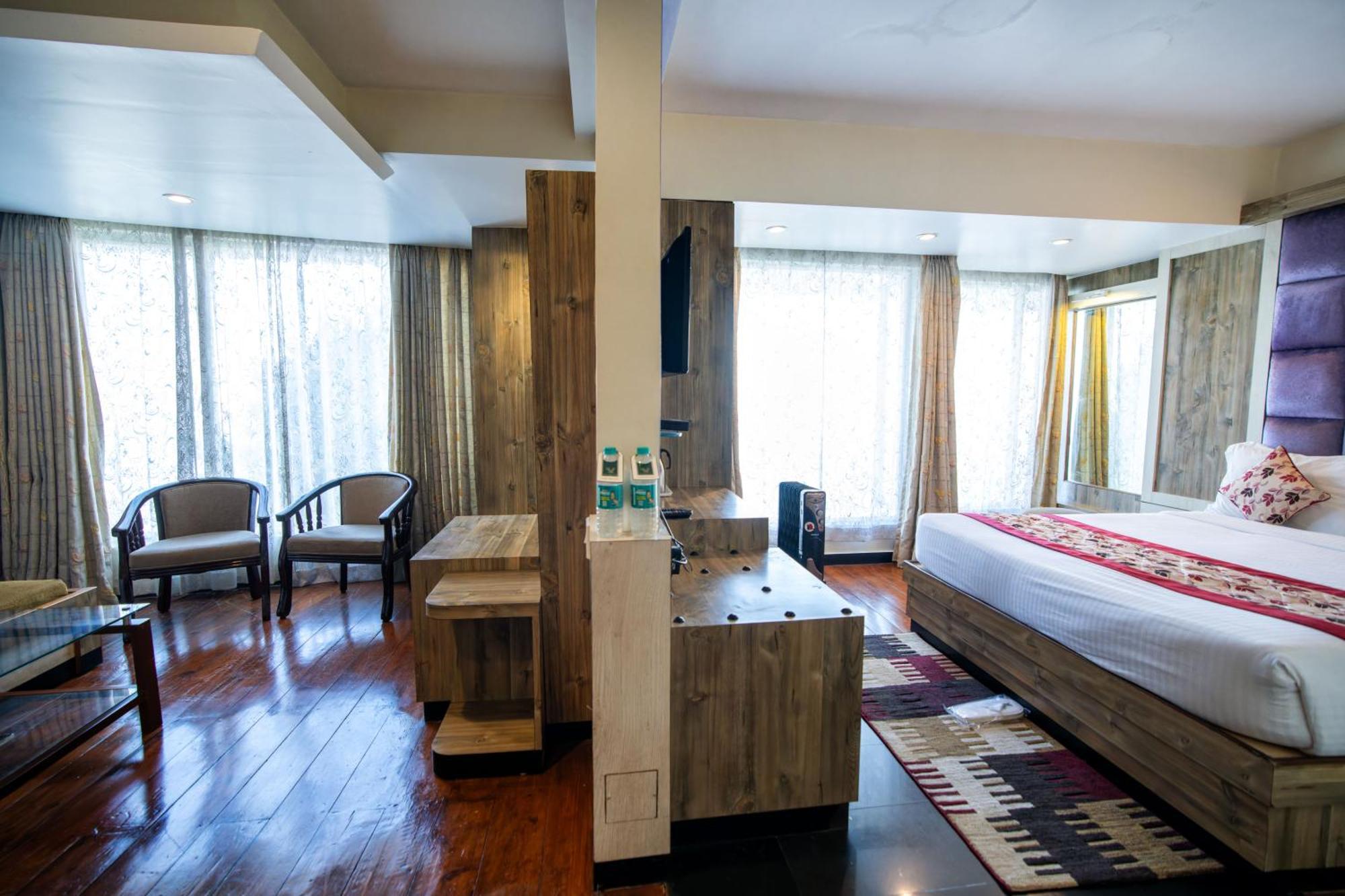 Hotel Viceroy Дарджилинг Экстерьер фото
